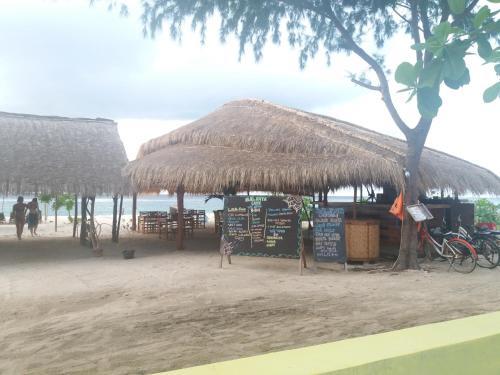 Hostal Balenta Bungalow Gili Meno
