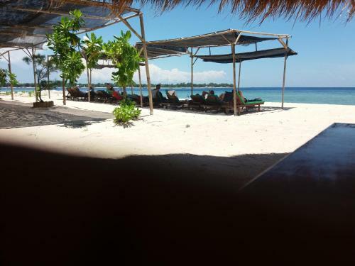 Hostal Balenta Bungalow Gili Meno