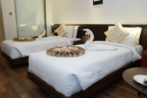 Landmark Hotel