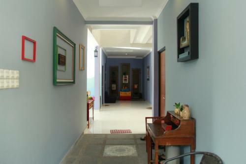 Hostal Reddoorz @ Sersan Bajuri