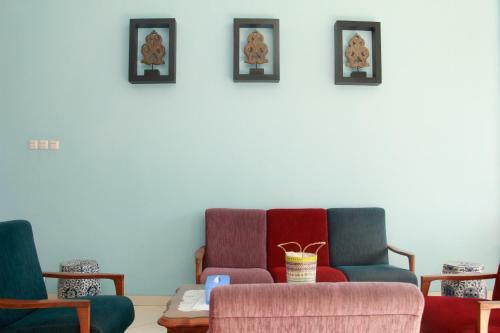 Hostal Reddoorz @ Sersan Bajuri