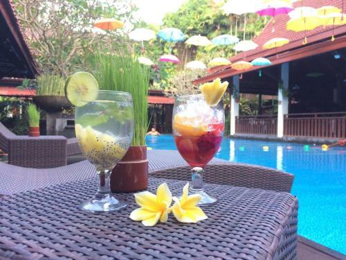 Paku Mas Hotel
