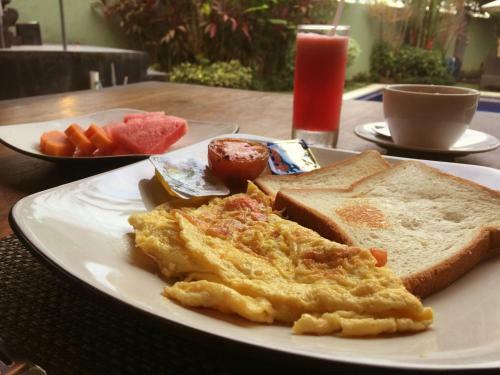 Bed & Breakfast Cempaka Mas Guesthouse