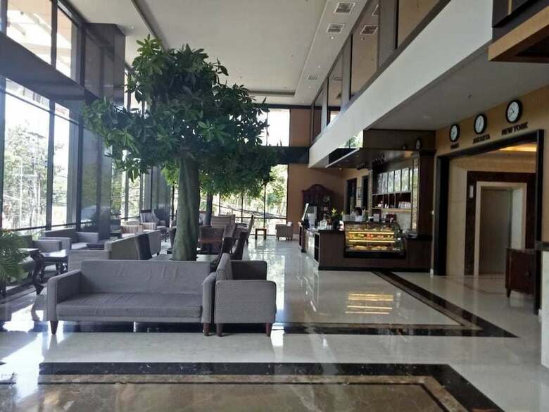 Hotel Aria Centra Surabaya