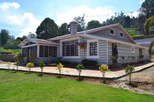 Hillington Cottage