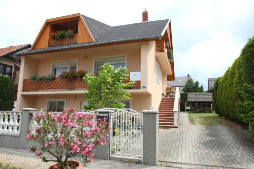 Hostal Viola House