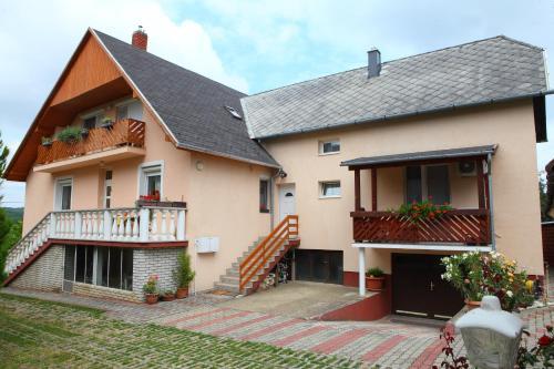 Hostal Viola House