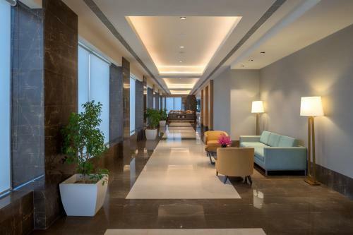 Feathers- A Radha Hotel, Chennai