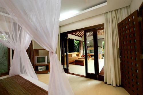 Grand Akhyati Villas & Spa