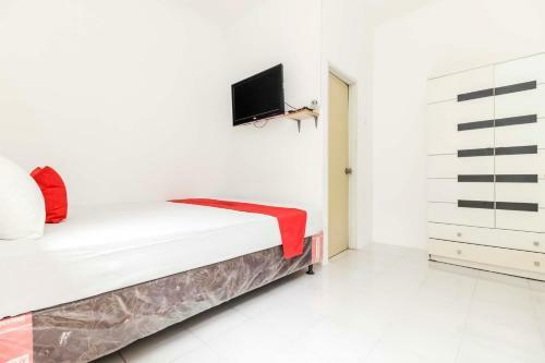 Hostal Reddoorz @ Tondano Benhill