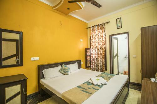 Hotel Bajaj Inn