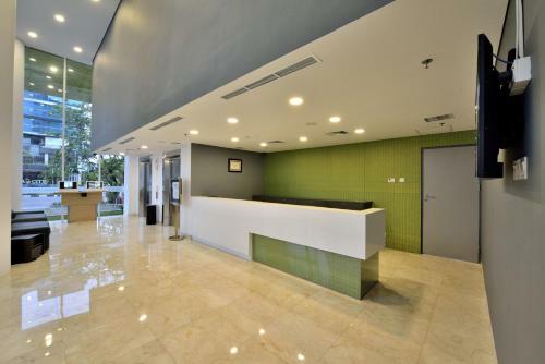 Whiz Hotel Sudirman Pekanbaru