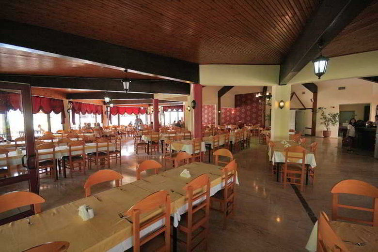 Golden Beach Hotel