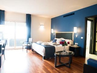 Aga Hotel