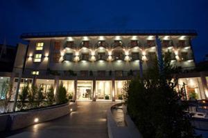Aga Hotel