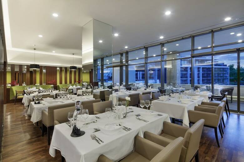 The Sense Deluxe Hotel
