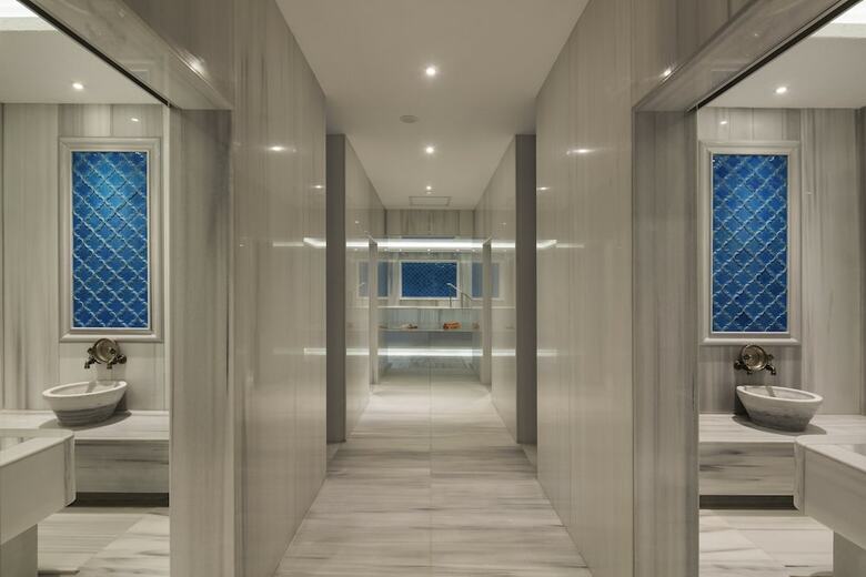 The Sense Deluxe Hotel