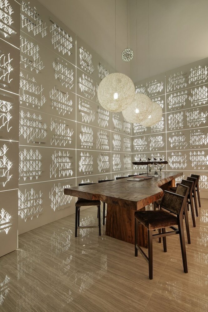 The Sense Deluxe Hotel