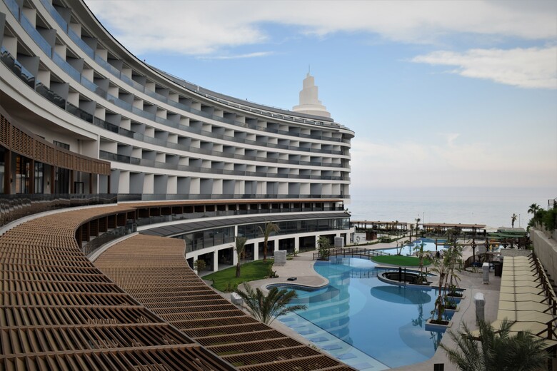Hotel Emir Beach