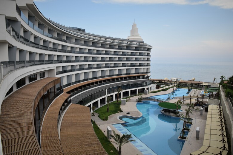 Hotel Emir Beach