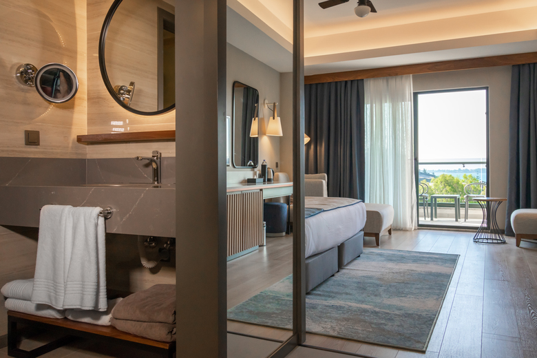 Hotel Emir Beach