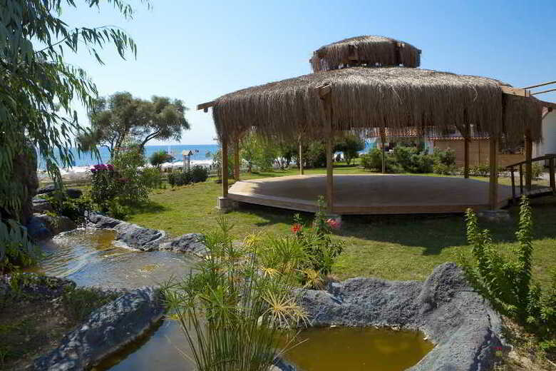 Hotel Emir Beach