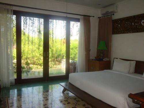 Aqua Octaviana Bali Villa