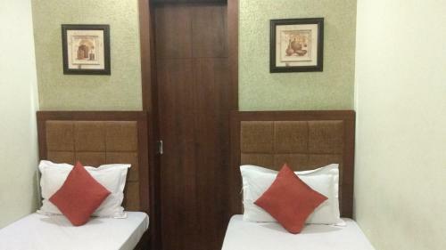 Hotel Bhammar's Inn - A Pure Veg