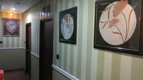 Hotel Bhammar's Inn - A Pure Veg