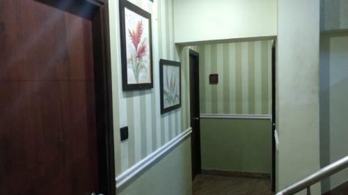 Hotel Bhammar's Inn - A Pure Veg
