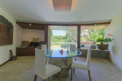 Villa Sin Sin