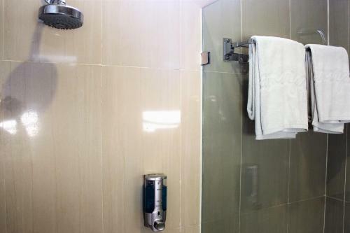 Hotel Zen Rooms G Bawakaraeng 121