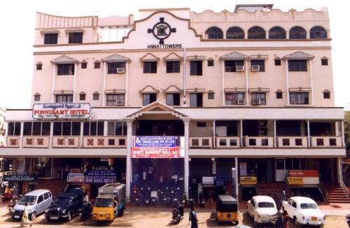 Posada Rmc Travellers Inn