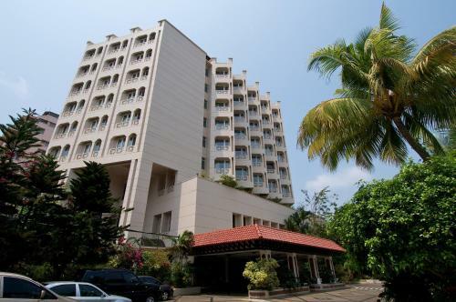 The Gateway Hotel Marine Drive
