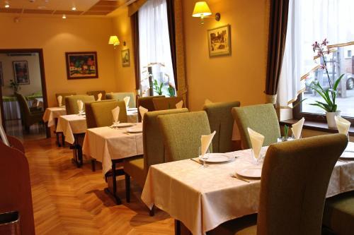 Bed & Breakfast Korona Pension And Restaurant