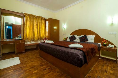 Hotel Tulips Elkhill Resorts