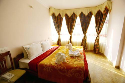 Hotel Tulips Elkhill Resorts