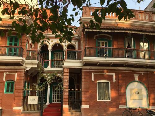 Bed & Breakfast Rose Heritage Home