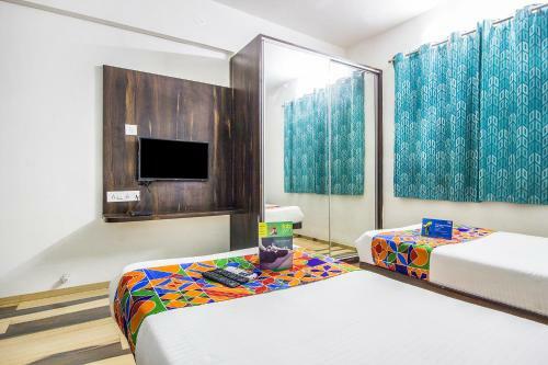 Hotel Treebo House Khas Suites