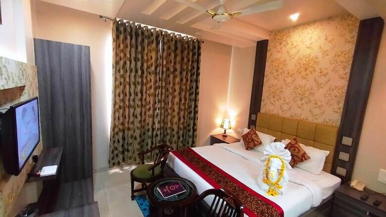 Hotel Ozas Grand