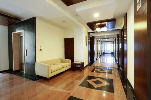 Hotel Seetharam Select