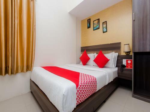 Hostal Hotel Golden Palace