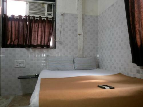 Hostal Hotel Al Mehraj