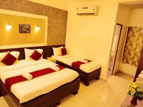 Hotel Century Palace