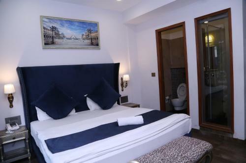 Hotel Posh