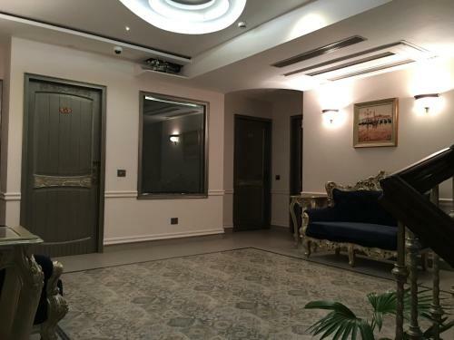 Hotel Posh
