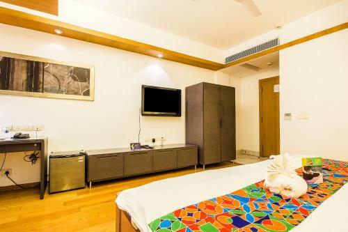 Fabhotel Raj Darbar Iffco