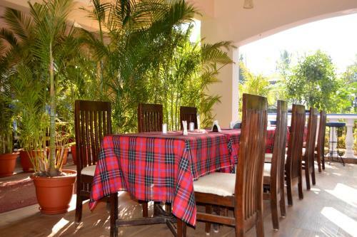 Hotel Mayflower Beach Resort