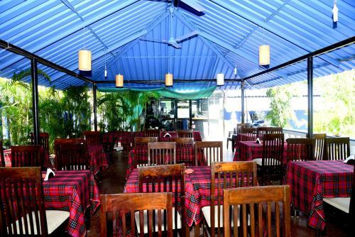 Hotel Mayflower Beach Resort