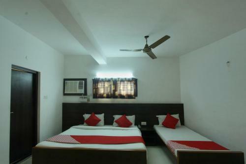 Lake View Hotel